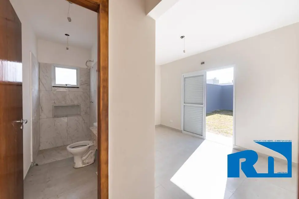 Foto 13 de Casa à venda, 360m2 em Pontal de Santa Marina, Caraguatatuba - SP