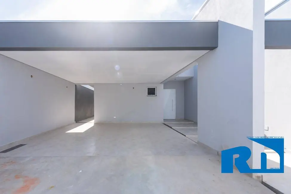 Foto 3 de Casa à venda, 360m2 em Pontal de Santa Marina, Caraguatatuba - SP