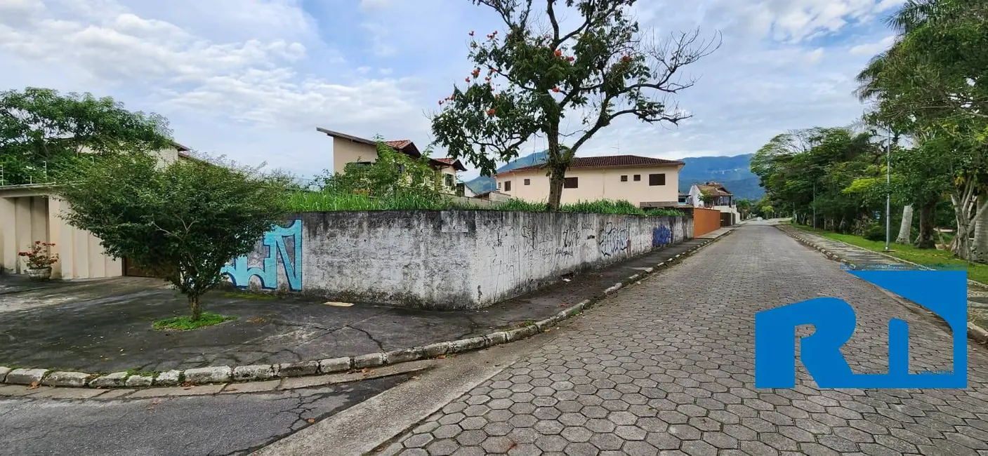 Foto 3 de Terreno / Lote à venda, 376m2 em Indaiá, Caraguatatuba - SP
