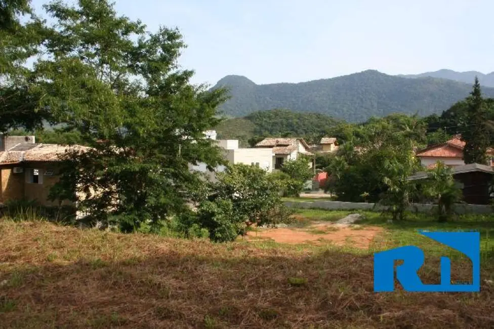 Foto 3 de Terreno / Lote à venda, 300m2 em Martim de Sá, Caraguatatuba - SP