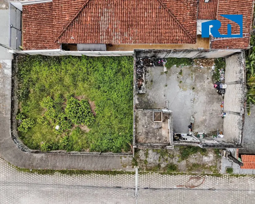 Foto 1 de Terreno / Lote à venda, 357m2 em Jardim Primavera, Caraguatatuba - SP