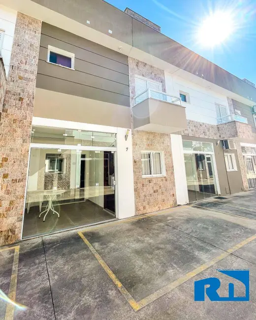 Foto 1 de Casa com 2 quartos à venda, 79m2 em Massaguaçu, Caraguatatuba - SP