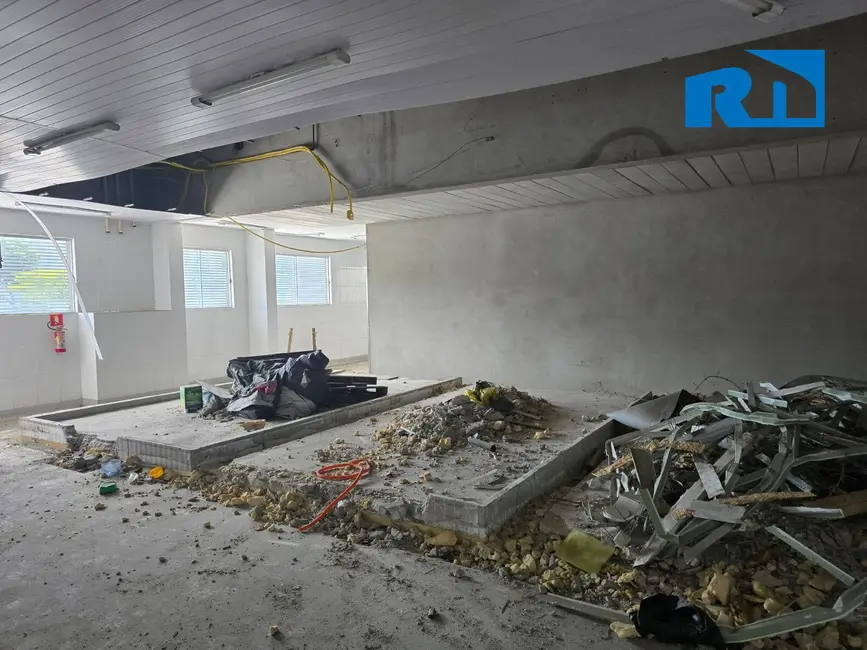 Foto 9 de Sala Comercial para alugar, 440m2 em Sao Sebastiao - SP