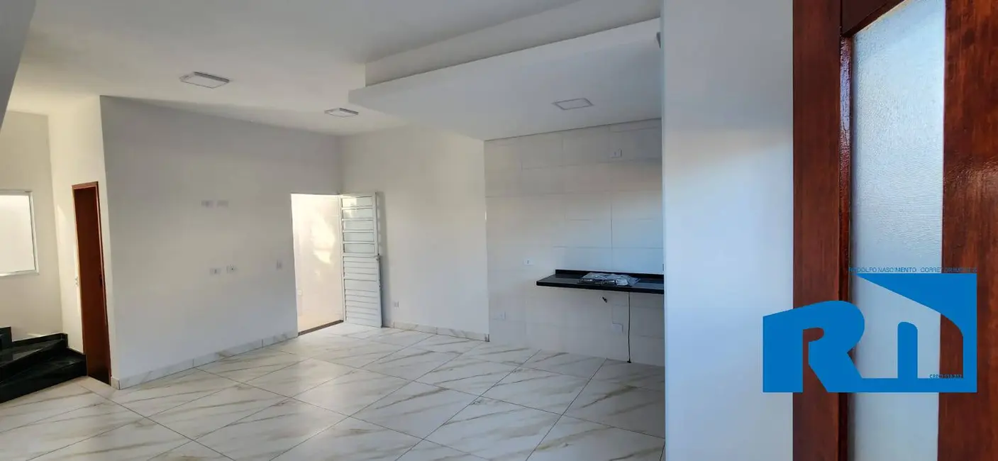 Casa com 2 quartos à venda, 100m2 em Pontal de Santa Marina, Caraguatatuba - SP - imagem 3 Foto 3 de Casa com 2 quartos à venda, 100m2 em Pontal de Santa Marina, Caraguatatuba - SP