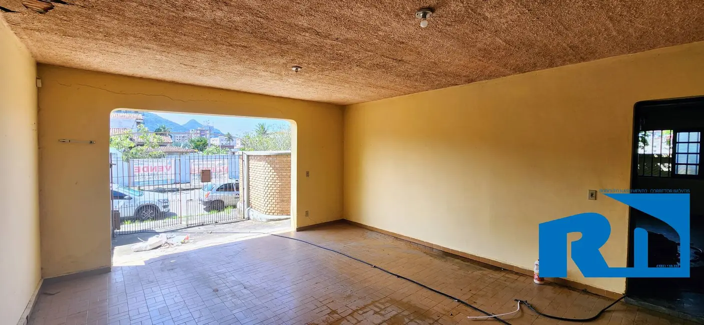 Foto 3 de Casa com 3 quartos para alugar, 366m2 em Jardim Primavera, Caraguatatuba - SP