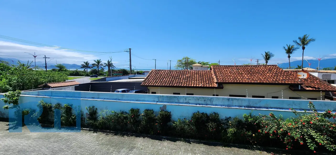 Foto 8 de Casa com 3 quartos à venda, 100m2 em Jardim Britânia, Caraguatatuba - SP