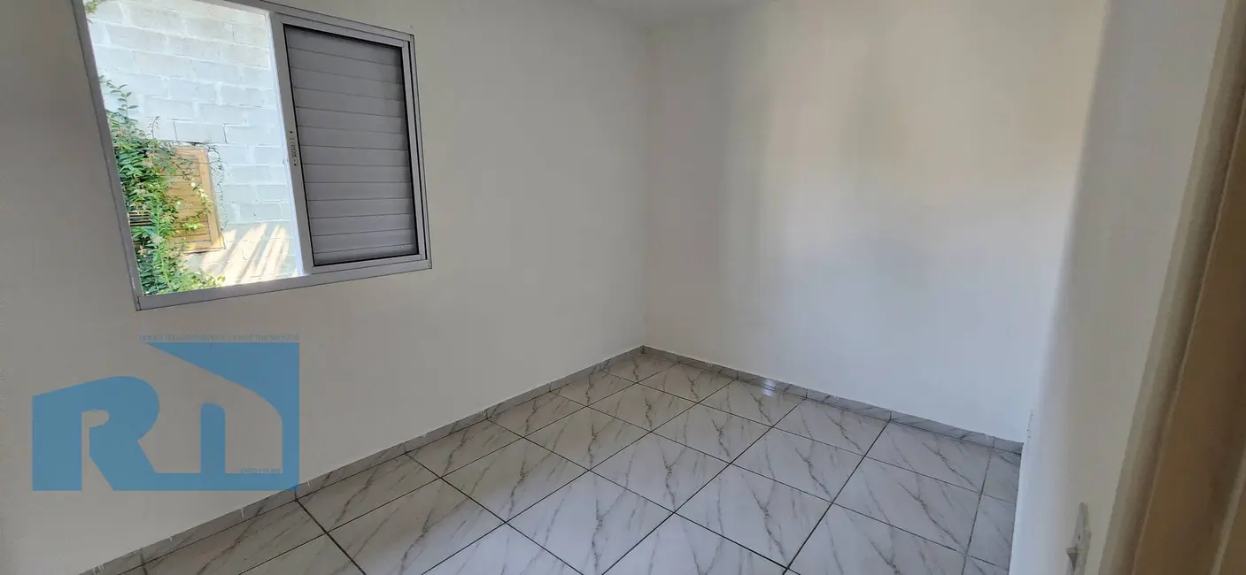 Foto 4 de Casa com 3 quartos à venda, 100m2 em Jardim Britânia, Caraguatatuba - SP