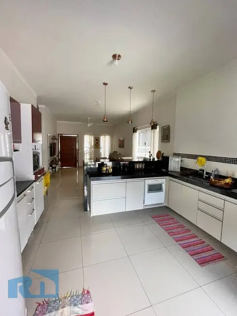 Foto 5 de Casa com 3 quartos à venda, 403m2 em Cidade Jardim, Caraguatatuba - SP