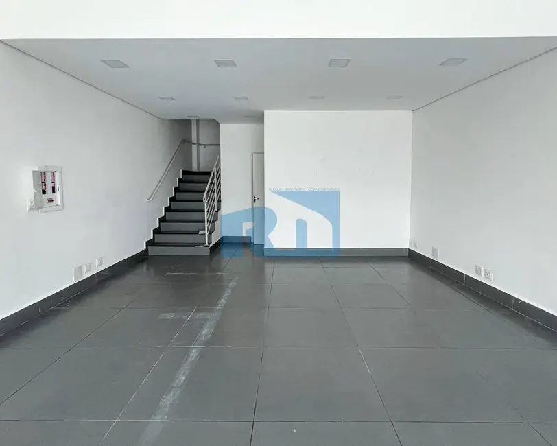 Foto 4 de Sala Comercial para alugar, 120m2 em Centro, Caraguatatuba - SP