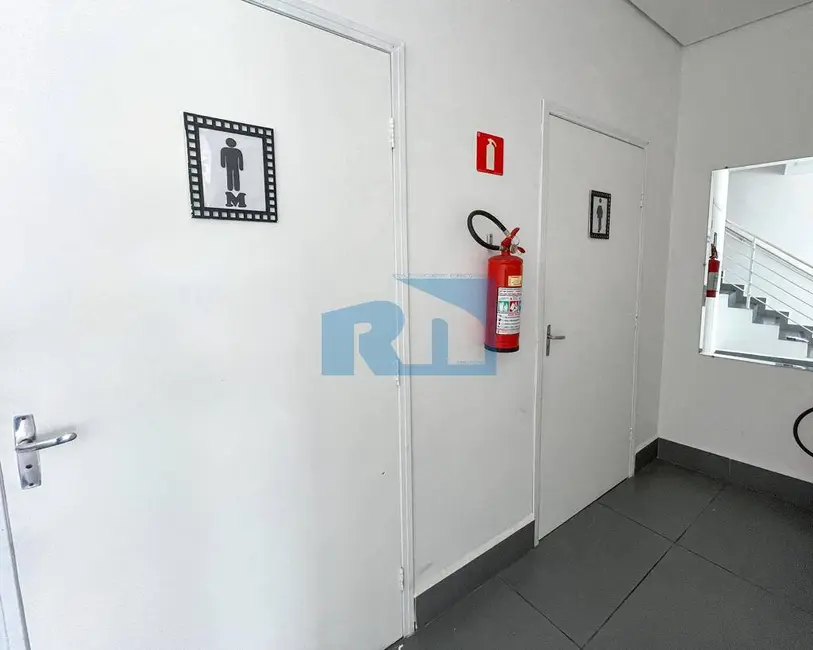 Foto 7 de Sala Comercial para alugar, 120m2 em Centro, Caraguatatuba - SP