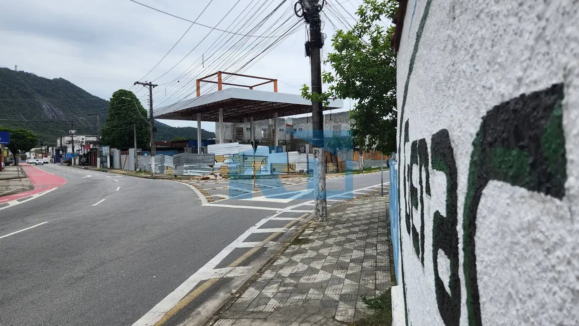 Casa com 2 quartos à venda, 260m2 em Centro, Caraguatatuba - SP - imagem 7 Foto 7 de Casa com 2 quartos à venda, 260m2 em Centro, Caraguatatuba - SP