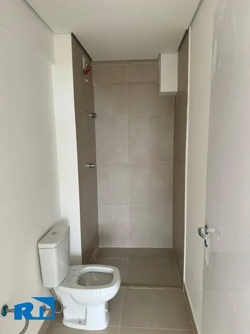 Foto 2 de Apartamento à venda, 31m2 em Indaiá, Caraguatatuba - SP