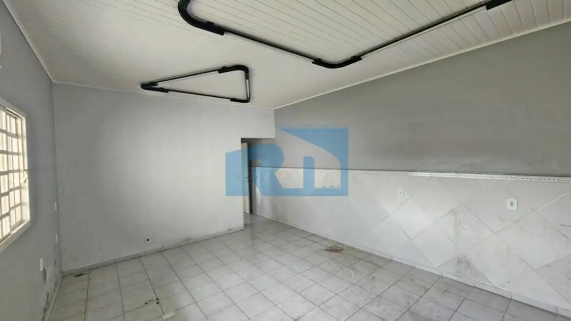 Casa para alugar, 300m2 em Indaiá, Caraguatatuba - SP - imagem 4 Foto 4 de Casa para alugar, 300m2 em Indaiá, Caraguatatuba - SP