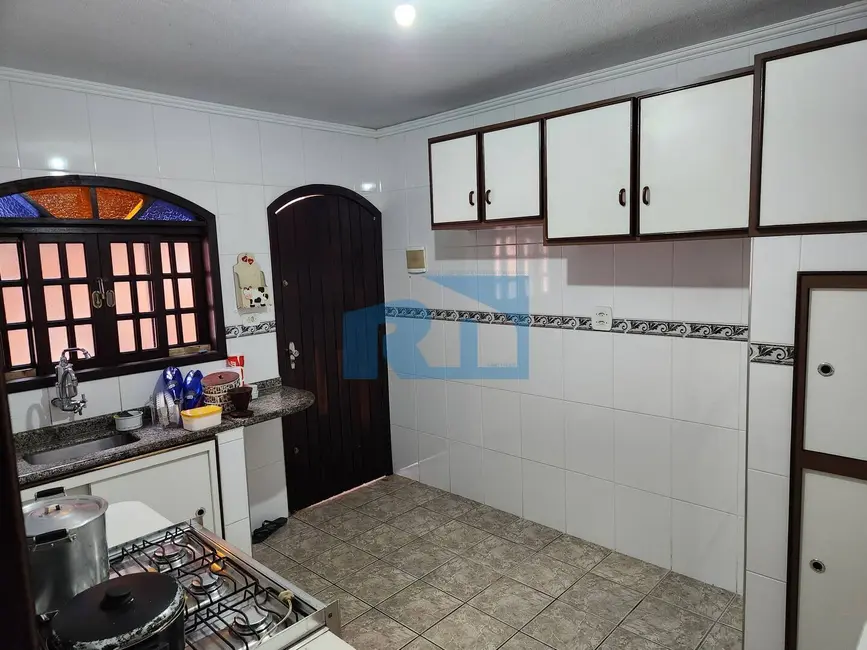 Foto 16 de Casa para alugar em Indaiá, Caraguatatuba - SP