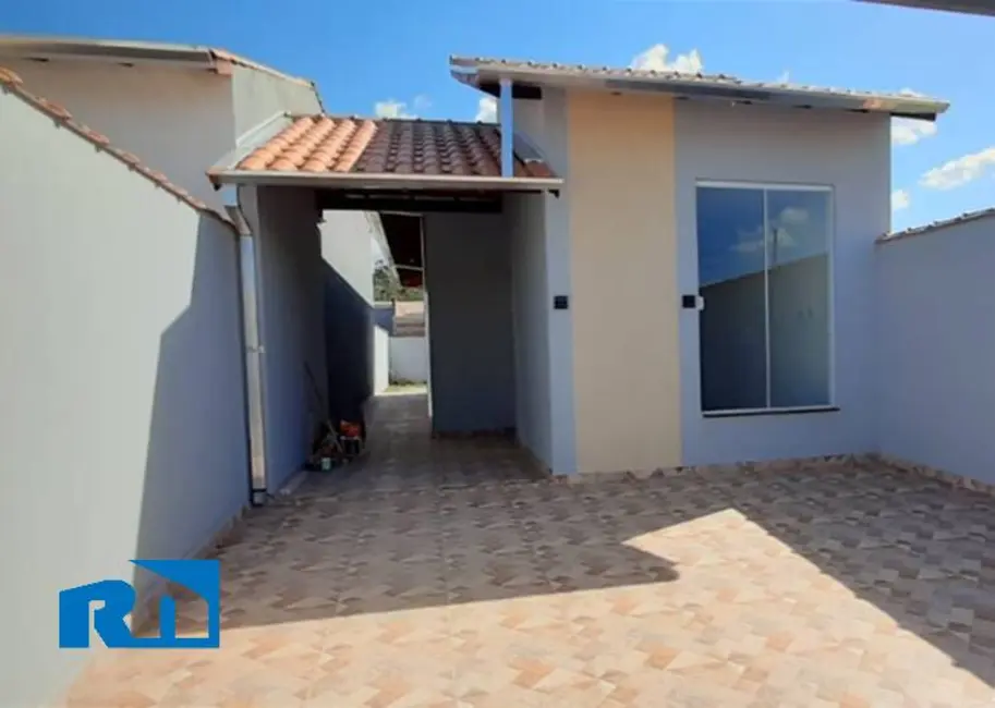 Foto 1 de Casa com 2 quartos à venda, 180m2 em Loteamento Estância Mirante de Caraguatatuba, Caraguatatuba - SP