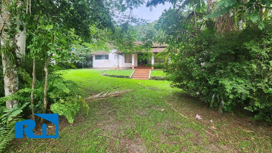 Foto 1 de Terreno / Lote à venda, 2400m2 em Martim de Sá, Caraguatatuba - SP