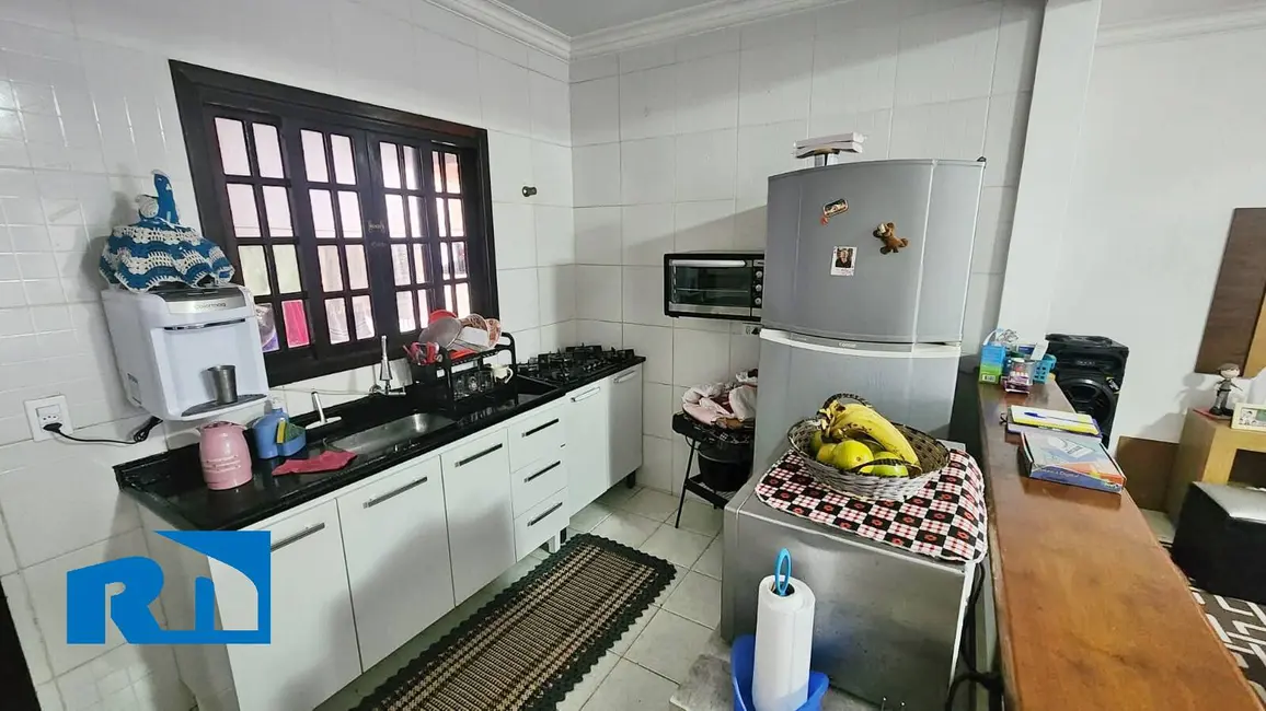Foto 3 de Casa com 2 quartos à venda, 90m2 em Caraguatatuba - SP