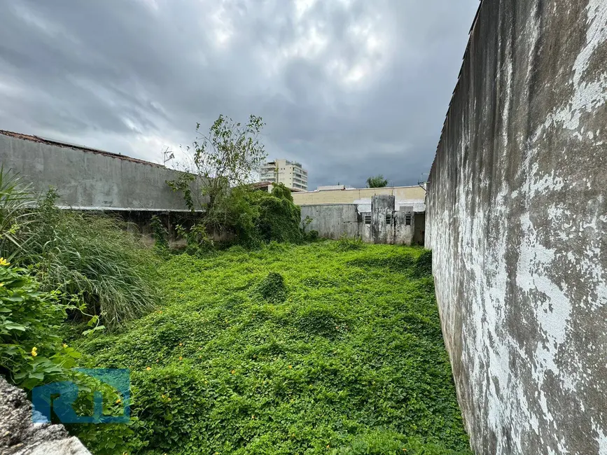 Foto 2 de Terreno / Lote à venda, 271m2 em Indaiá, Caraguatatuba - SP