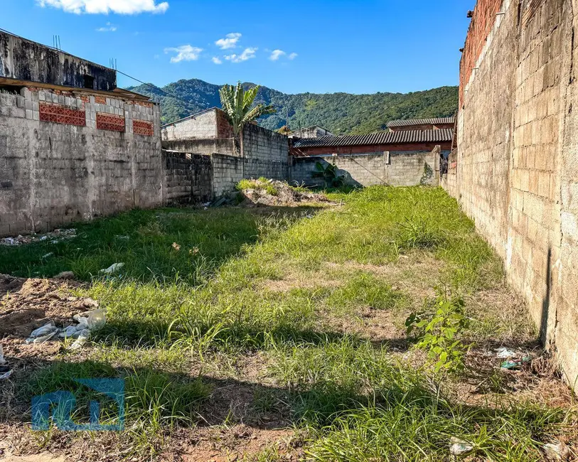 Foto 1 de Terreno / Lote à venda, 264m2 em Rio do Ouro, Caraguatatuba - SP