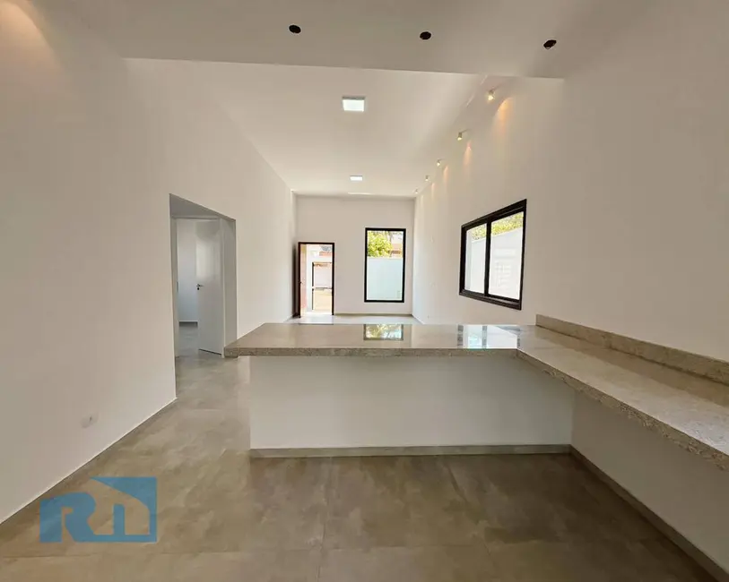 Foto 5 de Casa com 3 quartos à venda, 250m2 em Massaguaçu, Caraguatatuba - SP