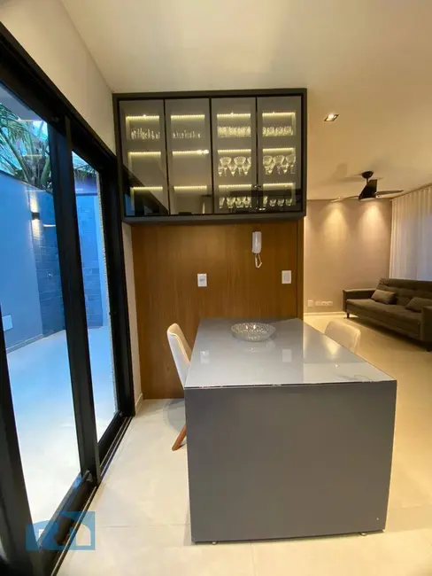Foto 6 de Casa com 2 quartos à venda, 84m2 em Cidade Jardim, Caraguatatuba - SP