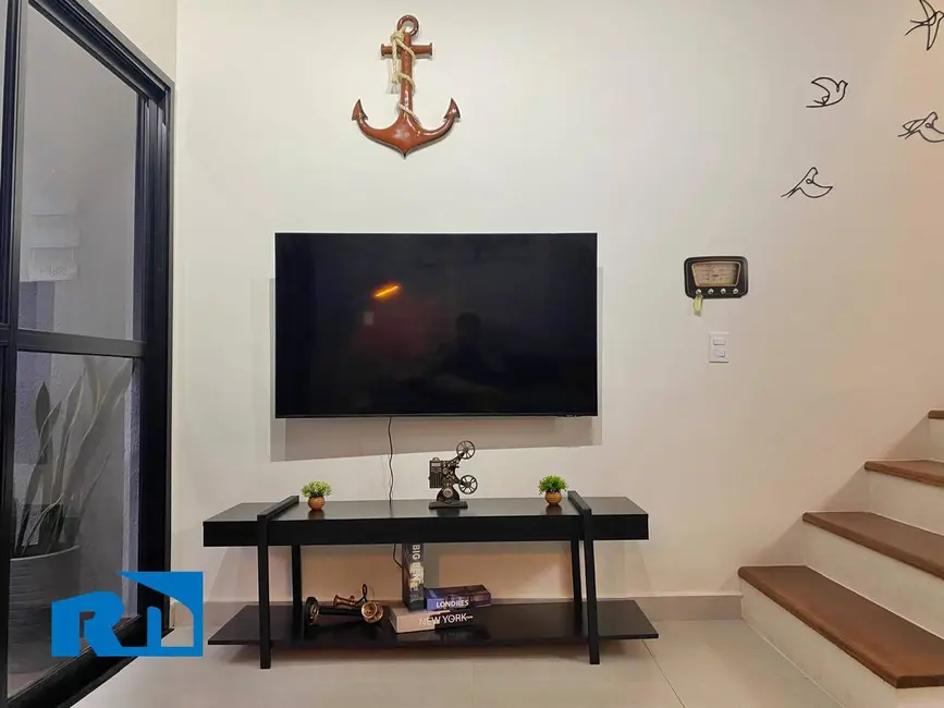 Foto 3 de Casa com 2 quartos à venda, 117m2 em Pontal de Santa Marina, Caraguatatuba - SP