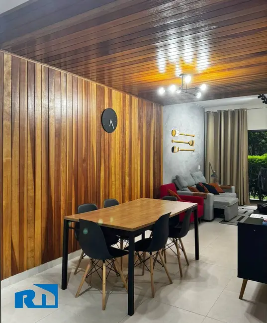 Foto 2 de Casa com 2 quartos à venda, 117m2 em Pontal de Santa Marina, Caraguatatuba - SP