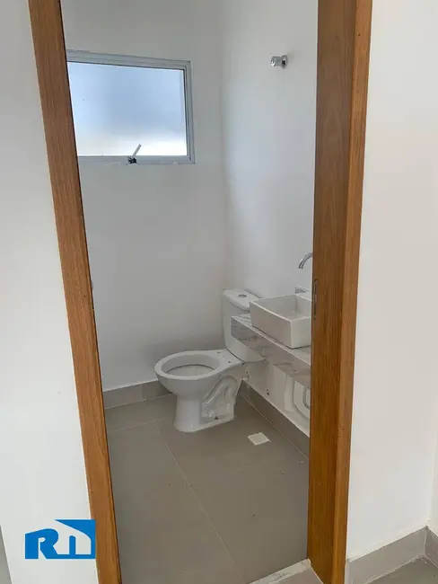 Foto 8 de Casa com 2 quartos à venda, 80m2 em Massaguaçu, Caraguatatuba - SP