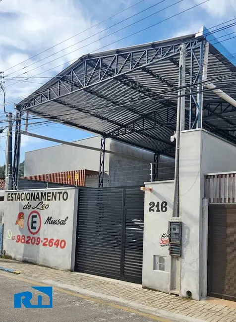 Foto 1 de Armazém / Galpão para alugar, 250m2 em Centro, Caraguatatuba - SP