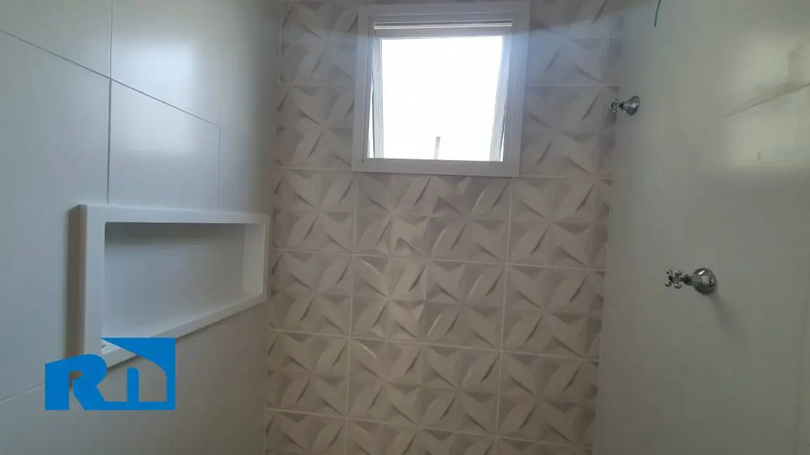 Foto 8 de Casa com 2 quartos à venda, 156m2 em Caraguatatuba - SP