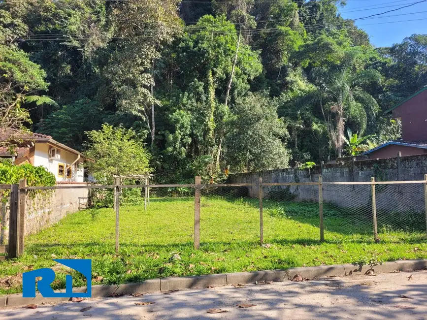 Foto 2 de Terreno / Lote à venda, 520m2 em Verde Mar, Caraguatatuba - SP