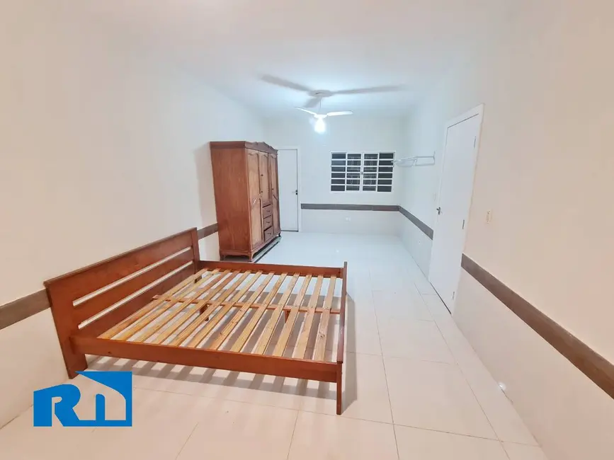 Casa com 3 quartos à venda, 200m2 em Caraguatatuba - SP - imagem 5 Foto 5 de Casa com 3 quartos à venda, 200m2 em Caraguatatuba - SP