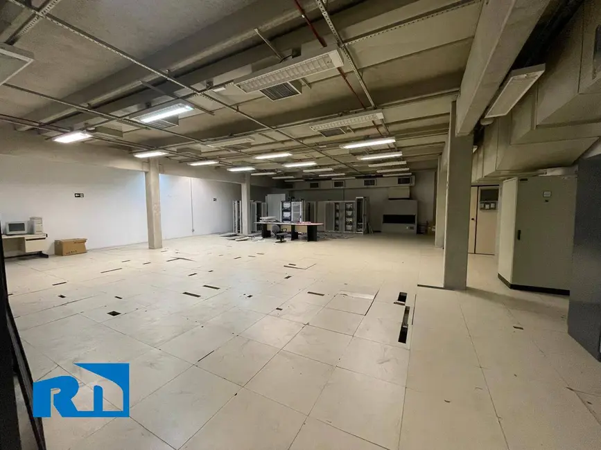 Foto 5 de Sala Comercial para alugar, 2400m2 em Indaiá, Caraguatatuba - SP