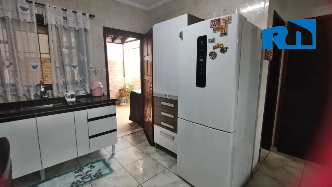 Foto 6 de Casa com 2 quartos à venda, 102m2 em Prainha, Caraguatatuba - SP