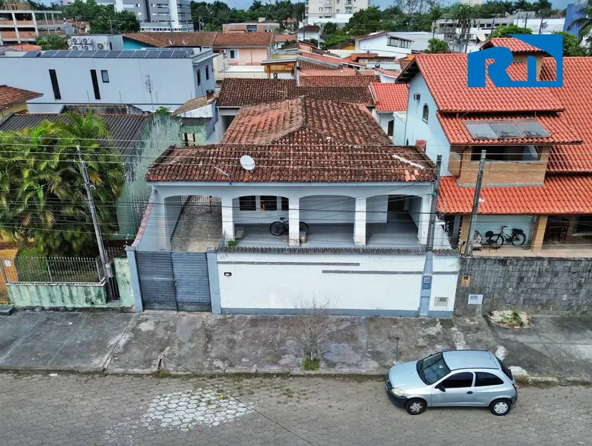 Foto 1 de Casa com 4 quartos à venda, 336m2 em Jardim Primavera, Caraguatatuba - SP