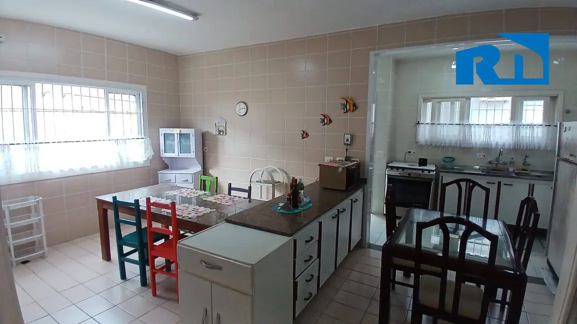 Casa com 4 quartos à venda, 313m2 em Martim de Sá, Caraguatatuba - SP - imagem 7 Foto 7 de Casa com 4 quartos à venda, 313m2 em Martim de Sá, Caraguatatuba - SP