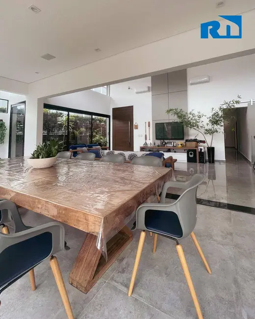 Foto 9 de Casa com 4 quartos à venda, 390m2 em Costa Nova, Caraguatatuba - SP