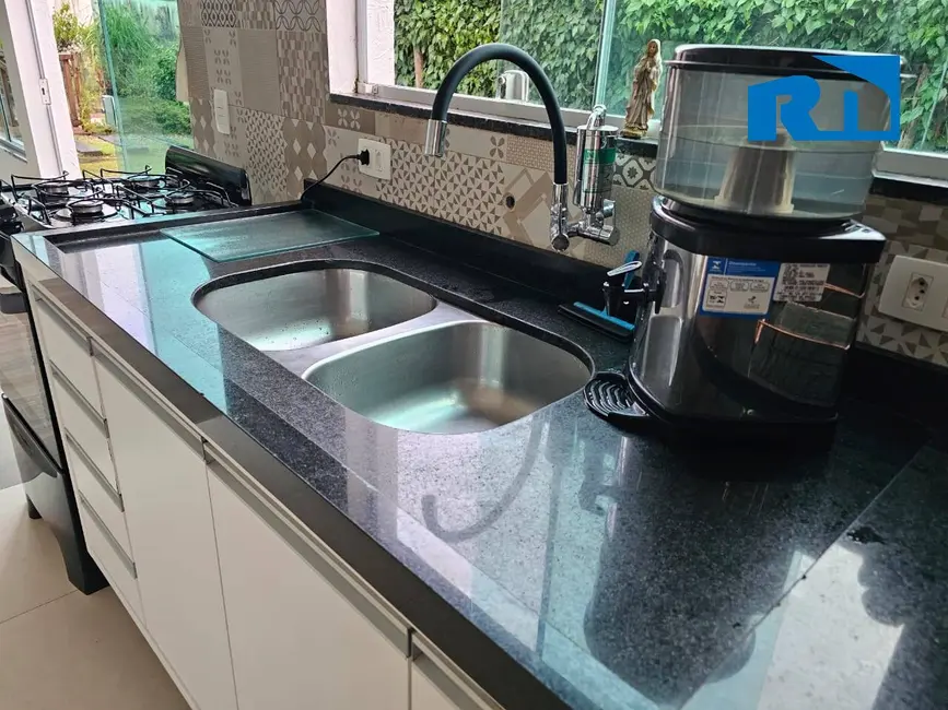 Foto 9 de Casa com 4 quartos à venda, 300m2 em Portal do Patrimonium, Caraguatatuba - SP