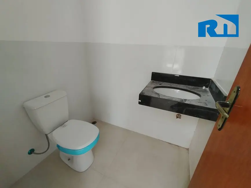 Foto 9 de Casa com 2 quartos para alugar, 60m2 em Caraguatatuba - SP