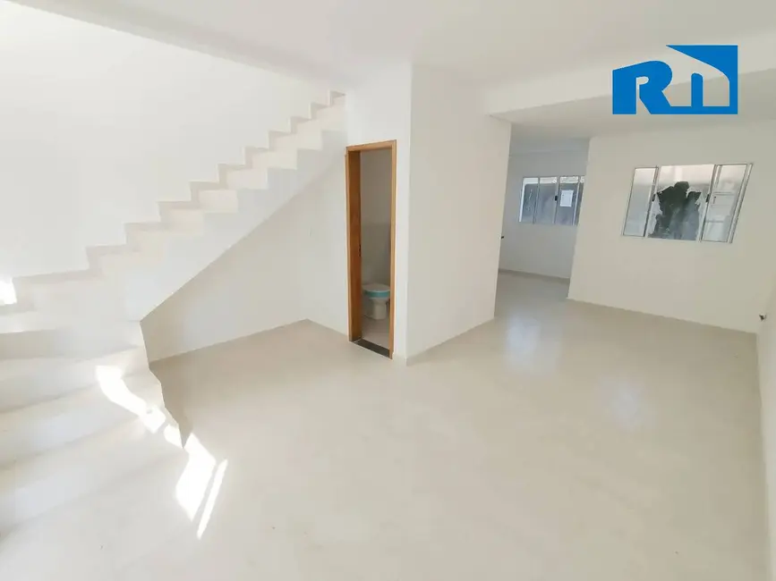 Foto 7 de Casa com 2 quartos para alugar, 60m2 em Caraguatatuba - SP