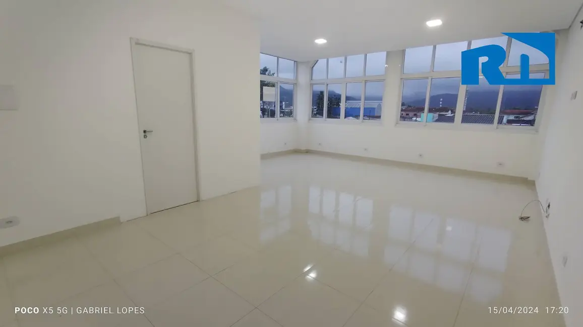 Foto 6 de Sala Comercial para alugar, 35m2 em Indaiá, Caraguatatuba - SP