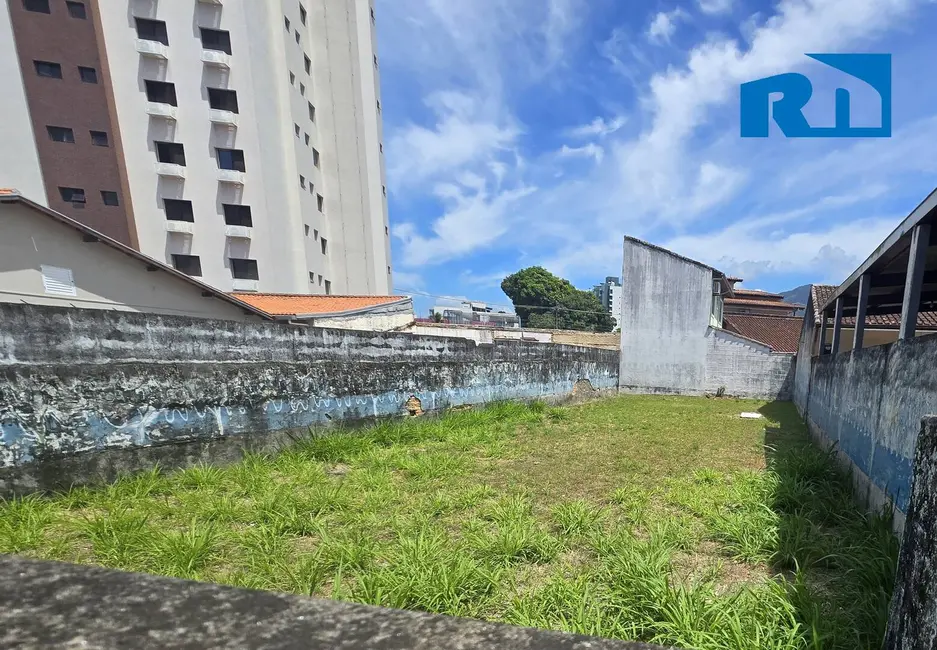 Foto 3 de Terreno / Lote à venda, 252m2 em Sumaré, Caraguatatuba - SP