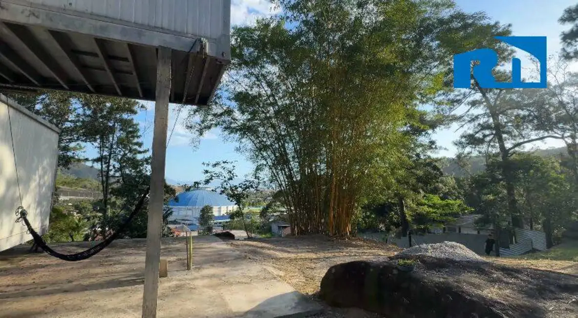 Foto 12 de Casa à venda, 2000m2 em Jardim Casa Branca, Caraguatatuba - SP