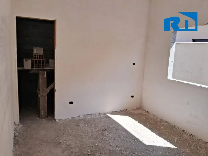 Foto 2 de Casa com 2 quartos à venda, 125m2 em Balneário dos Golfinhos, Caraguatatuba - SP