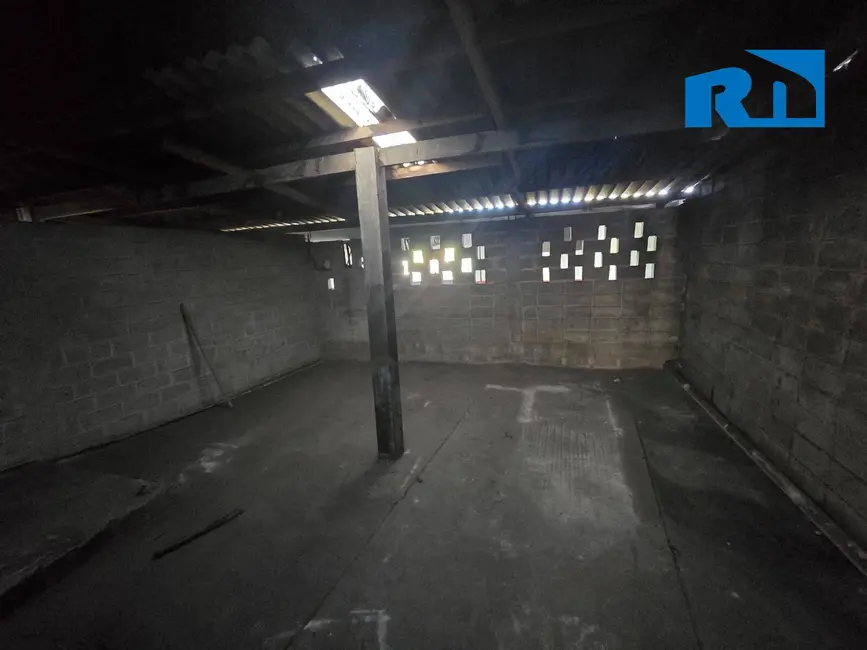 Foto 8 de Armazém / Galpão à venda e para alugar, 700m2 em Parque Balneário Poiares, Caraguatatuba - SP