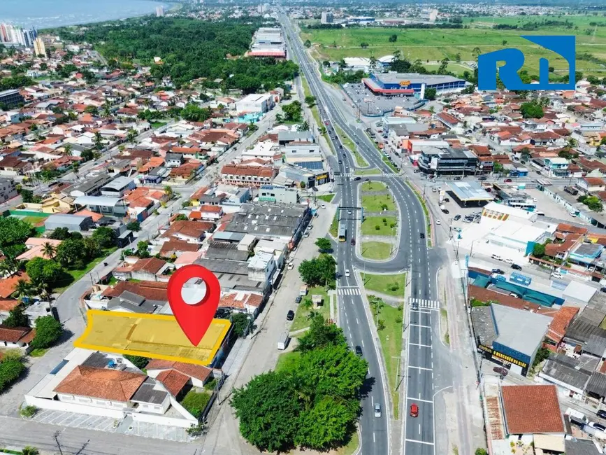 Foto 2 de Armazém / Galpão à venda e para alugar, 700m2 em Parque Balneário Poiares, Caraguatatuba - SP