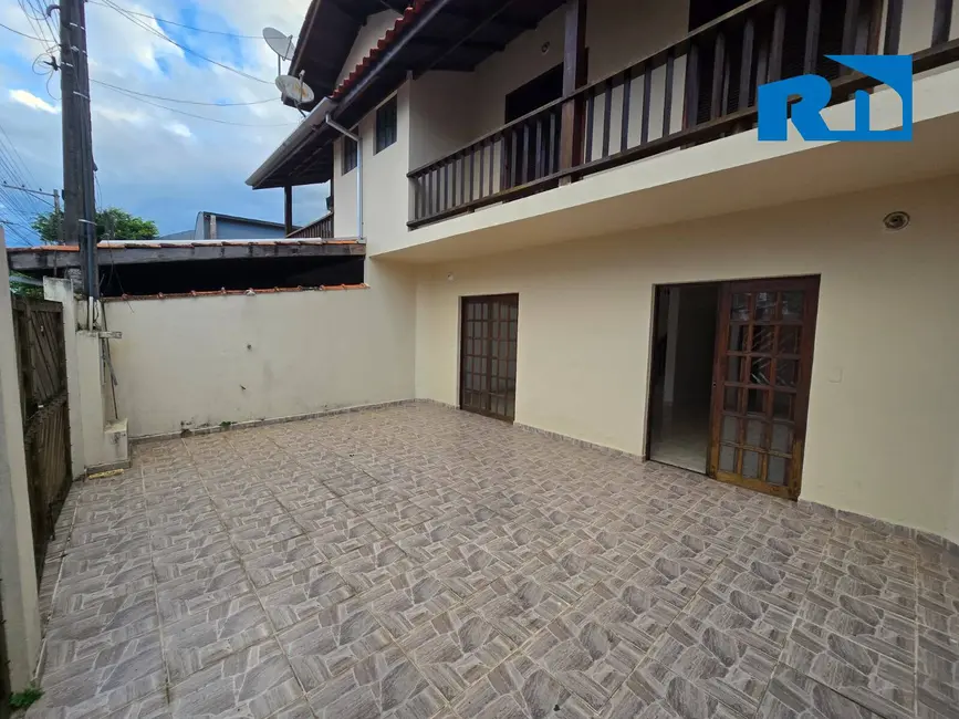 Foto 1 de Casa com 3 quartos à venda, 149m2 em Caputera, Caraguatatuba - SP