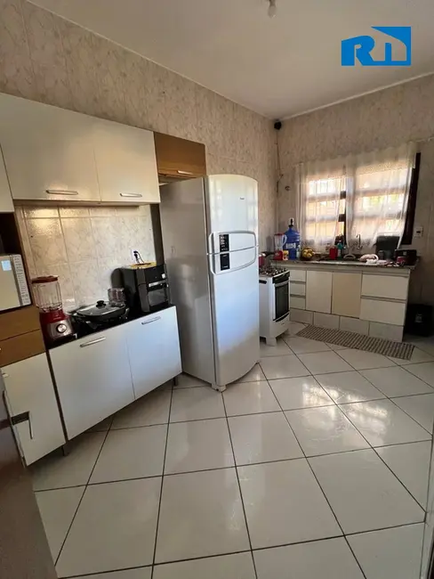 Foto 4 de Casa com 2 quartos à venda, 245m2 em Jardim das Gaivotas, Caraguatatuba - SP