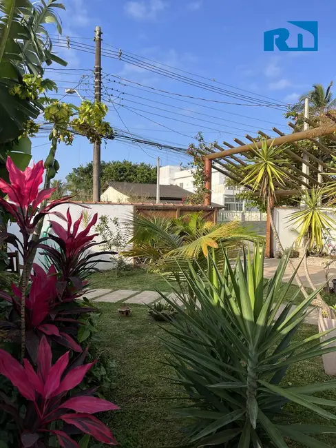 Casa com 3 quartos à venda, 360m2 em Caraguatatuba - SP - imagem 2 Foto 2 de Casa com 3 quartos à venda, 360m2 em Caraguatatuba - SP