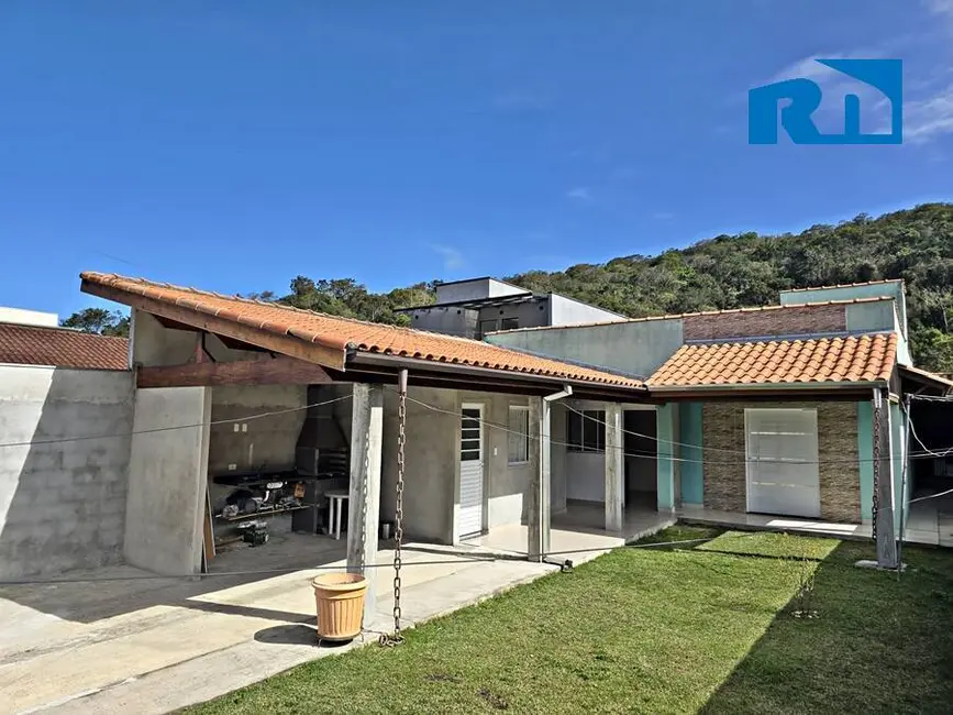 Foto 1 de Casa com 4 quartos à venda, 300m2 em Massaguaçu, Caraguatatuba - SP